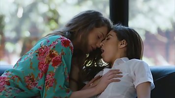 Elenna Kowshks and April Oneil are using an opportunity to make love while alone at home