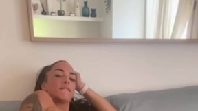 Social Media Creator @MedusaX @Anal Plug and #Brunette #Big Ass #Shaved Pussy sex free adult | Tik.Porn