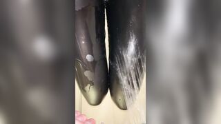 Cunt Soak into Leather Pants