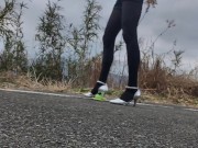 女装ヒールでぬいぐるみ踏み潰し脚フェチ japanese crossdresser heel worship crush fetish leg