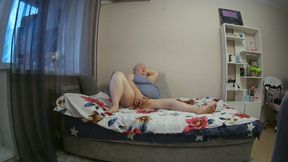 Mother-in-law masturbates pussy after work