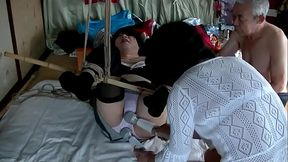 Shemale Jyosouko Fujiko'_s erotic panties tied with rope and bamboo