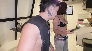 Hermosa culona me invito a una cabaña y follamos por todas partes hasta vernirme en su culo