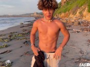 Latino muscle beach boy Ciao Alves is showering abs
