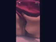 Me manda videos masturbandose!! MOJADITA