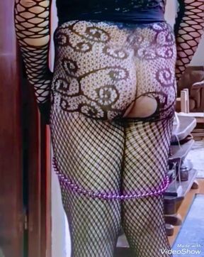 Cd cumshot in black lingerie