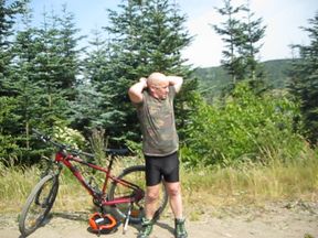 Perverse mountain biker