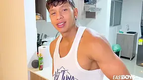 Damond Brown - Muscle Worship And Handjob