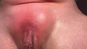 Waxing My Pussy and Then Get Horny, Squirt Like Fountain