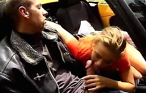 Lydia pirelli gets dp on side of the road