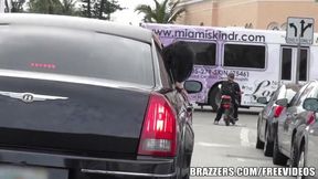 Pair of pornstars bang in a limo