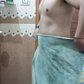 Bathroom Me Nanga Nahate hue Bathing Video