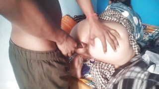 몸매 좋은 인도인 BBW 여자친구가 욕실에서 흑인 남성에게 잔혹한 항문 성교를 당한다