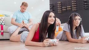 Eliza Ibarra In Fucking Gamer Roomies Bf