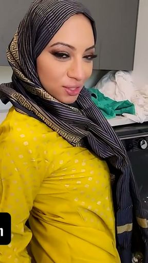 Muslim Step-sister-in-law Is Disturbed When She Sees Her Step-brother's Big Cock - Hijab MYLFs   Clip 2