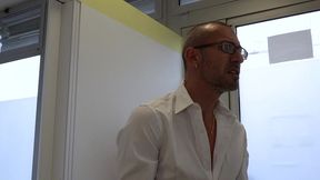 behind the scene, trans doctors want to be fucked by her horny patient.