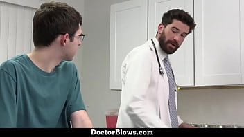 Doctor Injects Patient with Something of His Own Hormonal Protein - Doctorblows