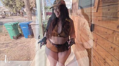 Alex Blair delivers a hot package to Lyric Sky and Dreads Way- Interracial BBC Threesome