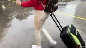 Risky public bus handjob ends with a cum flash