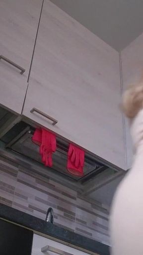 Blonde From Youtube Is Too Hot.