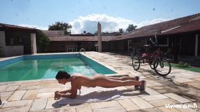 Naked workout outdoors with buttplug clamps