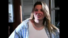 Sunnie Daye: I Want to Try a Big Mature Cock for the First Time