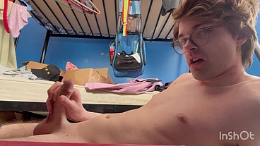Hot Cum-Eating Session with Niko Springs
