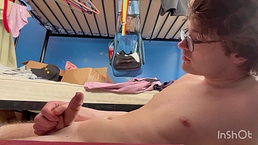 Hot Cum-Eating Session with Niko Springs