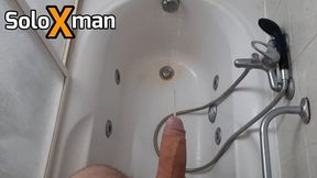 Horny Boy Peeing His Golden Rain in the Bathtub - Soloxman