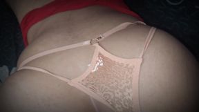 Yerno coge a su suegra Marianna en secreto