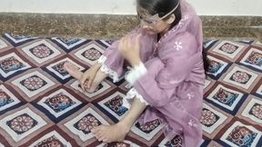 Abbu jaan ne meri tight jawani dekh kar jabar dasti pakad ke pel diya