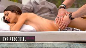 ”Ass Fucking tentation around the pool with Candie Luciani”