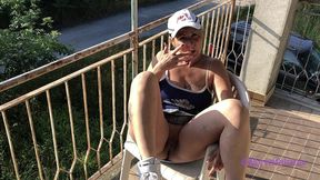 this slut likes to suck cock while getting ass fucked