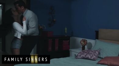 Latina step daughter rides hard cock while sucking big dick in reverse cowgirl