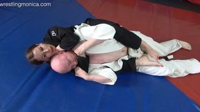 Alex vs Saskia Gi Feet