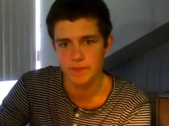20 yo Dutch dude seduced to strip