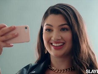 SLAYED Bombshell Babes Aria & Alyx Fuck Like Rockstars - Aria Taylor