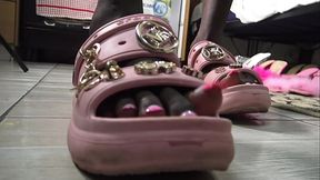 Ebony Princess Shoe Play!