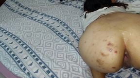 fudendo o cuzinho da novinha... bela safadinhah