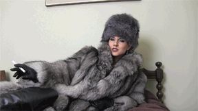 Slow Exhale Fur Smoking (720p)