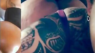 Tattoo artist makes tattooed Black Queen squirt on his bbc