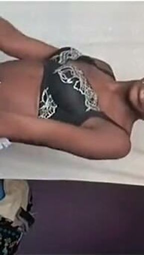 Dancing and ass shaking of ebony pearl Keysha