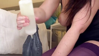 Gaping, fisting &#8211; ragazza bruna amatoriale PAWG che si fa inculare nel culo