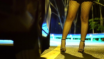 Picked Up a Hooker for Anal... But She Was an Undercover Detective