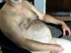 handsome hairy dad jerking off