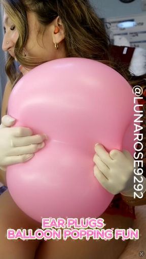 EAR PROTECTION (EAR PLUGS) BALLOON POPPING PLAY TIME🎈🧤👂🏻🔥🥵