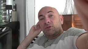 redwan se fait baiser par mon pote deguise en pere noelvoici une video ...