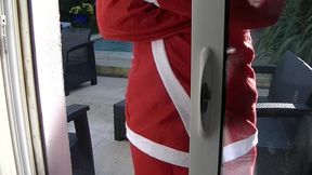 redwan se fait baiser par mon pote deguise en pere noelvoici une video ...