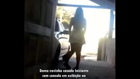 Casada Novinha iniciante a Dama de Espada com consolo em via p&uacute_blica