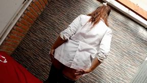 Science Girl Makes Big Bubblegum Bubbles and Squirts